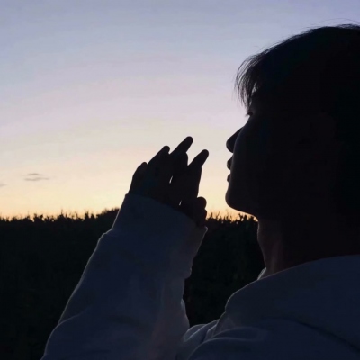 快手粉丝一元100个墨言便宜,qq刷赞十万赞免费,鱼塘刷关注,便宜的刷快手直播人气